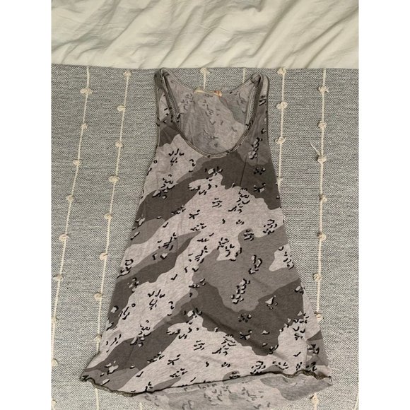 Tank top camo GUC racer back gym - Picture 3 of 9